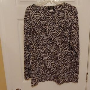 Southern Lady! Beautiful Blouse! Long Sleeves